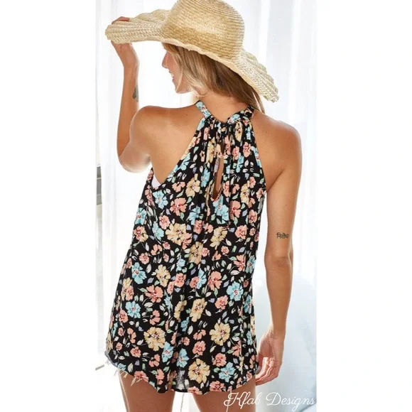 ❤️LAST ONE! Floral Print Black Woven Back Tie Halter Top! - Picture 11 of 11